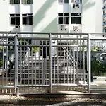 Apartamento No Leblon Com 3 Quartos | Gbc 260/301